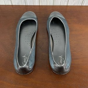 Coach Stanton Leather Closed Toe Shoes